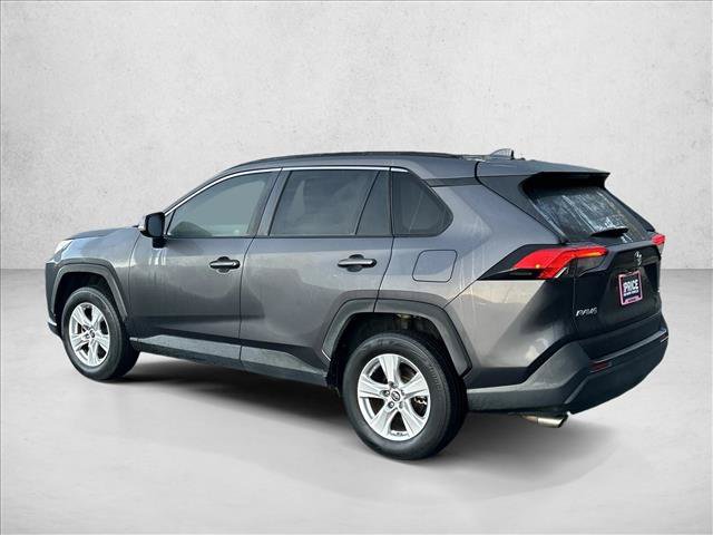 Used 2019 Toyota RAV4 XLE w/ Convenience Package FWD image 11