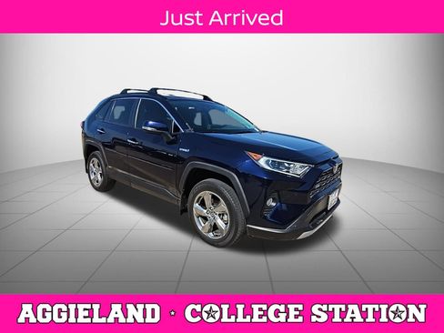 Used 2021 Toyota RAV4 Limited image 1