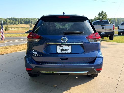 Used 2020 Nissan Rogue S FWD image 5