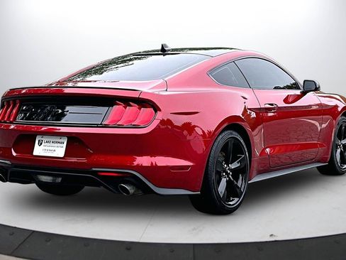 Used 2022 Ford Mustang Coupe w/ Equipment Group 101A RWD image 9