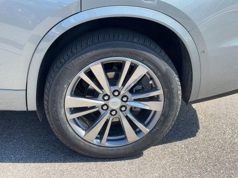 Used 2023 Cadillac XT6 Premium Luxury w/ Technology Package AWD/4WD image 10