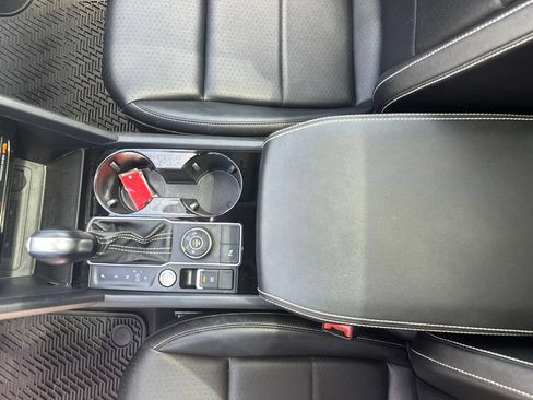 Used 2022 Volkswagen Atlas SE AWD/4WD image 32