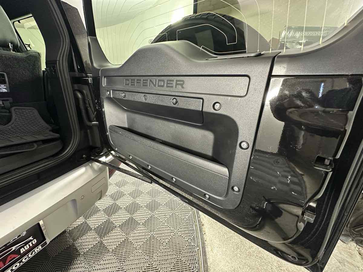 Used 2024 Land Rover Defender 130 S AWD/4WD image 22