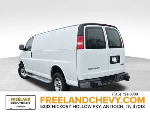 Used 2024 GMC Savana 2500 w/ Driver Convenience Package RWD image 5