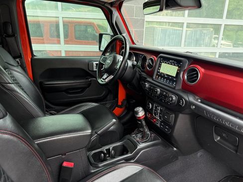 Used 2020 Jeep Wrangler Unlimited Rubicon AWD/4WD image 45