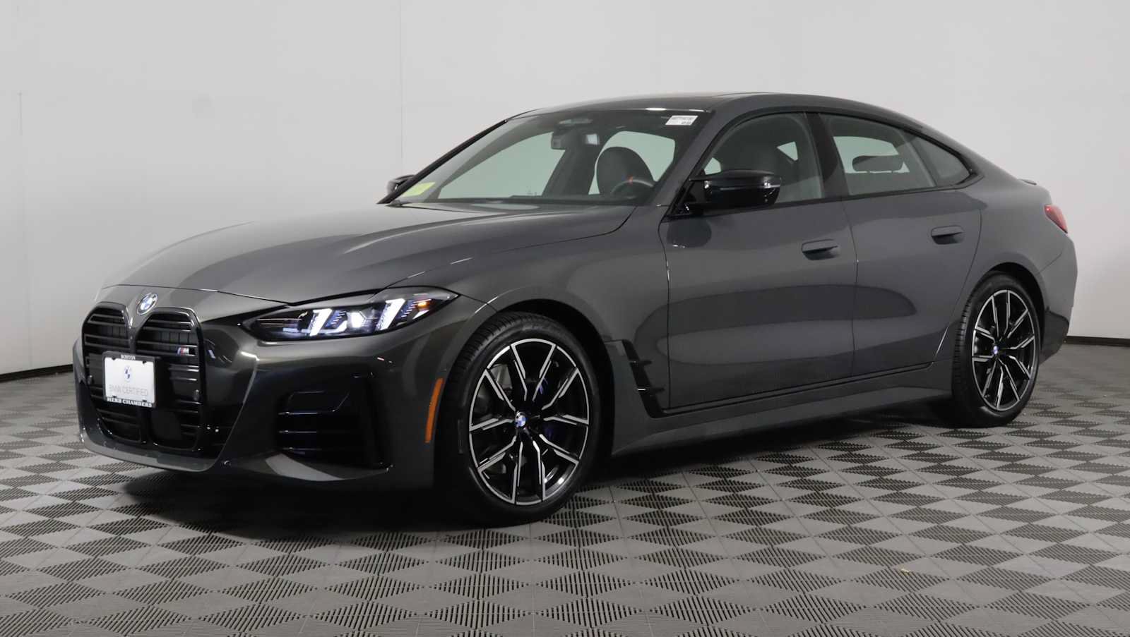 Used 2026 BMW 440i xDrive w/ Premium Package AWD/4WD image 3