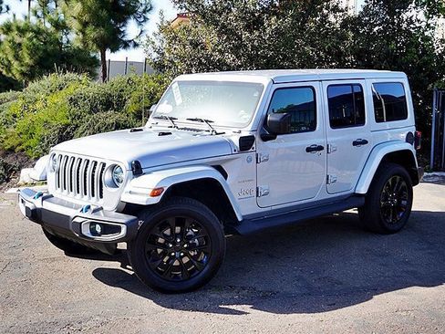 Used 2023 Jeep Wrangler Unlimited Sahara w/ Cold Weather Group image 3