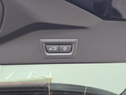 New 2026 BMW X5 sDrive40i w/ M Sport Package image 11