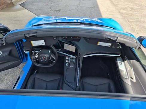 Used 2023 Chevrolet Corvette Stingray Preferred Cpe w/ 2LT RWD image 18