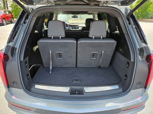 Used 2023 Cadillac XT6 Luxury FWD image 18