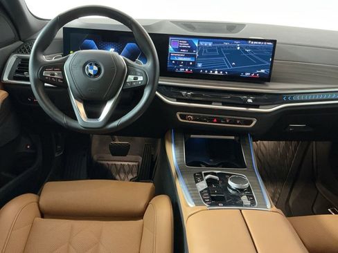 Certified 2025 BMW X5 xDrive50e w/ Parking Assistance Package AWD/4WD image 9