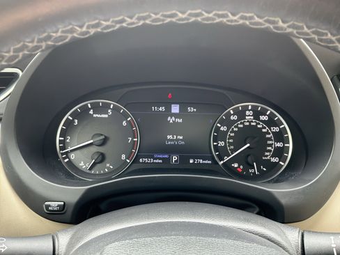 Used 2021 INFINITI QX50 Sensory AWD/4WD image 21