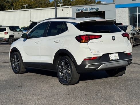 Used 2022 Buick Encore GX Select image 5