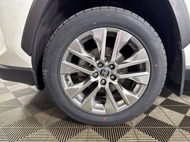 Used 2020 Toyota RAV4 Limited w/ Limited Grade Weather Package AWD/4WD image 10