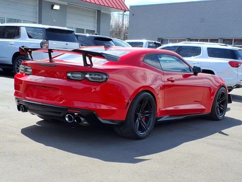 Used 2019 Chevrolet Camaro ZL1 image 5