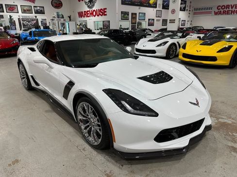 Used 2016 Chevrolet Corvette Z06 w/ 3LZ Preferred Equipment Group RWD image 26
