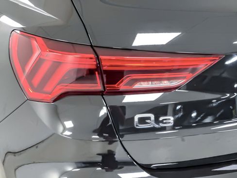 Used 2022 Audi Q3 2.0T Premium AWD/4WD image 24