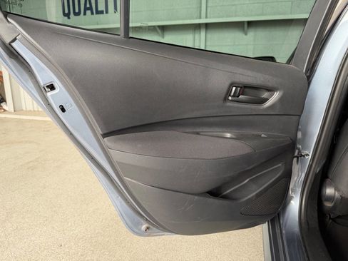 Used 2022 Toyota Corolla LE w/ Carpet Mat Package (TMS) FWD image 14