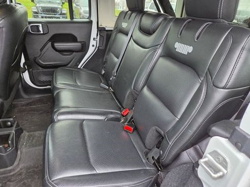 Used 2023 Jeep Wrangler Sport S w/ Sun And Sound Package image 9