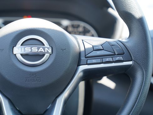 Used 2023 Nissan Altima 2.5 SV FWD image 17