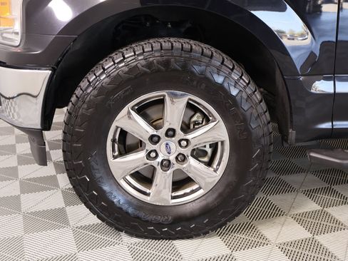 Used 2019 Ford F150 XLT w/ Equipment Group 302A Luxury AWD/4WD image 18