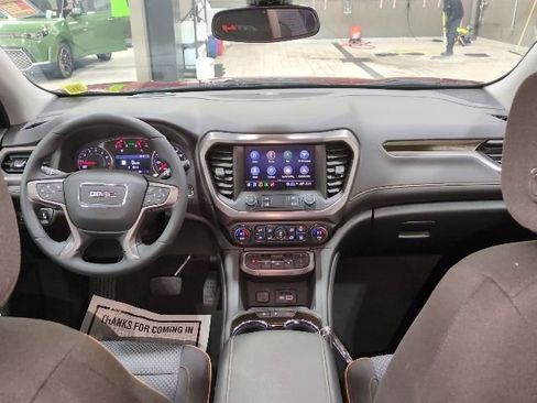 Used 2023 GMC Acadia AT4 image 8