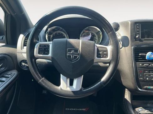 Used 2019 Dodge Grand Caravan GT FWD image 13