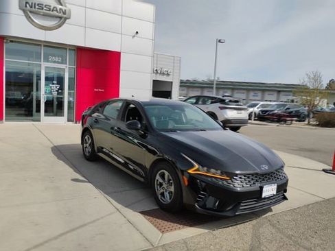 Used 2021 Kia K5 LX image 3