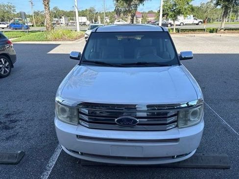 Used 2010 Ford Flex Limited FWD image 2