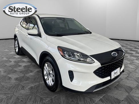 Used 2020 Ford Escape SE image 7