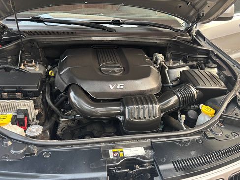 Used 2015 Jeep Grand Cherokee Laredo AWD/4WD image 12