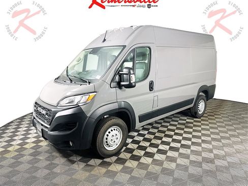 New 2026 RAM ProMaster 3500 w/ Convenience Group image 3
