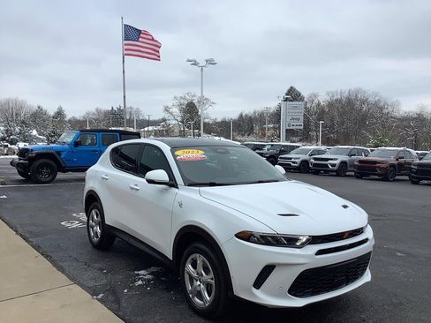 Used 2023 Dodge Hornet GT Plus w/ Tech Pack Plus w/o Parking image 3