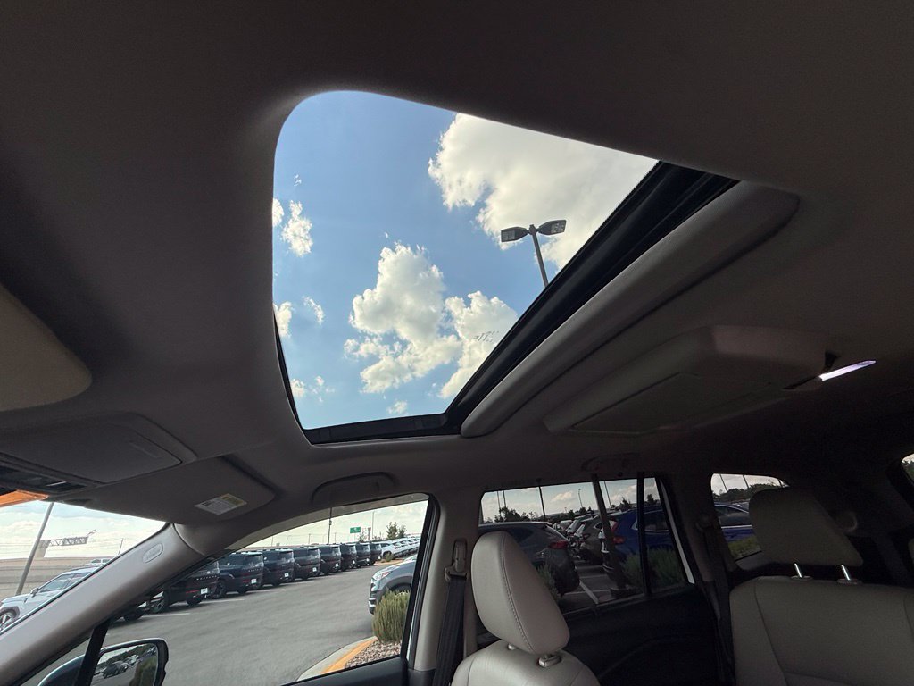 Used 2019 Honda Pilot Touring image 29