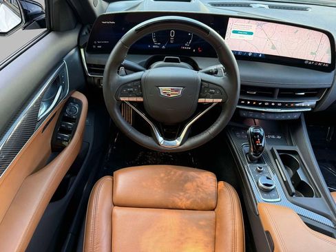 Used 2026 Cadillac CT5 Sport w/ Platinum Package AWD/4WD image 4