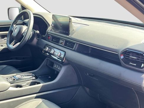 Used 2025 Honda Pilot EX-L image 31