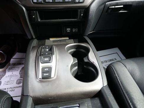 Used 2021 Honda Pilot Special Edition image 12