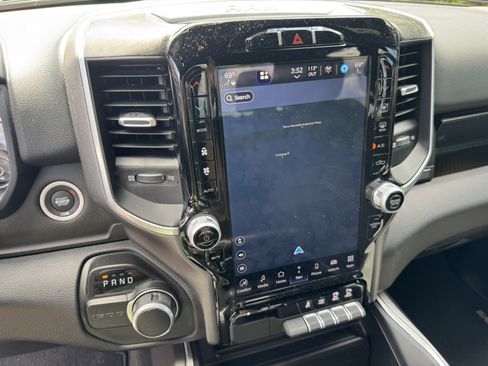 Used 2022 RAM 1500 Big Horn w/ Night Edition RWD image 28