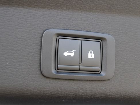New 2026 Mitsubishi Outlander SE AWD/4WD image 10