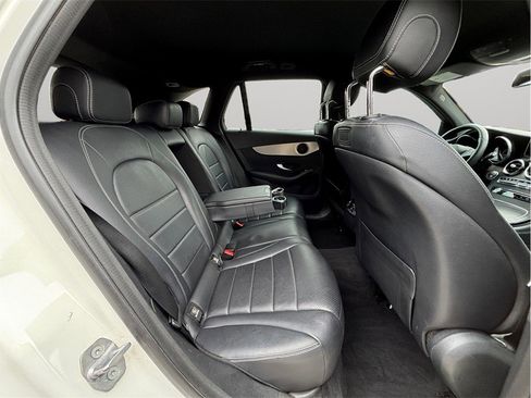 Used 2019 Mercedes-Benz GLC 300 image 38