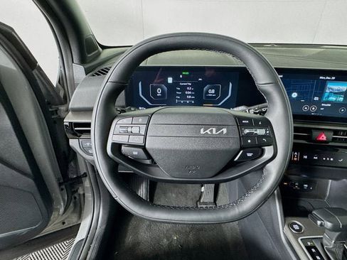 New 2026 Kia Sportage X-Line w/ X-Line Technology Package image 11
