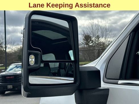 Used 2024 Chevrolet Silverado 2500 High Country w/ High Country Premium Package image 8