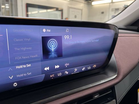 New 2026 Buick Envision Sport Touring image 28