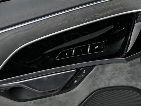 Used 2020 Audi A8 L 4.0T image 16