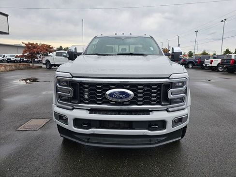 Used 2025 Ford F450 Platinum w/ Platinum Plus Package image 3