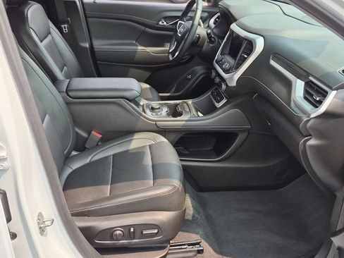 Certified 2023 GMC Acadia SLT w/ Technology Package FWD image 27