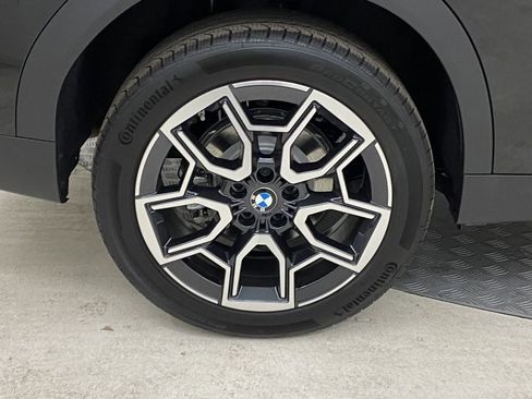 Used 2025 BMW X2 xDrive28i w/ Convenience Package image 10