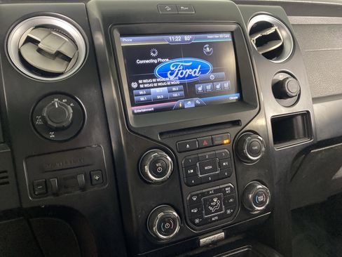 Used 2014 Ford F150 FX4 w/ Equipment Group 402A Luxury AWD/4WD image 27