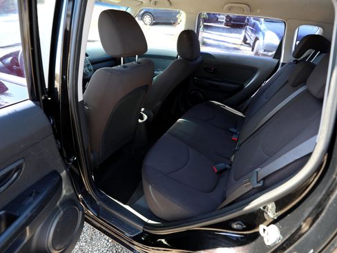 Used 2010 Kia Soul image 12