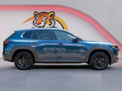 Used 2025 MAZDA CX-50 AWD 2.5 S w/ Preferred Package image 4